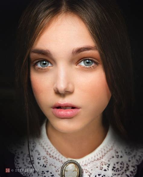 Remarkably Beautiful Girls Beauty Women Portraits Stunning Eyes