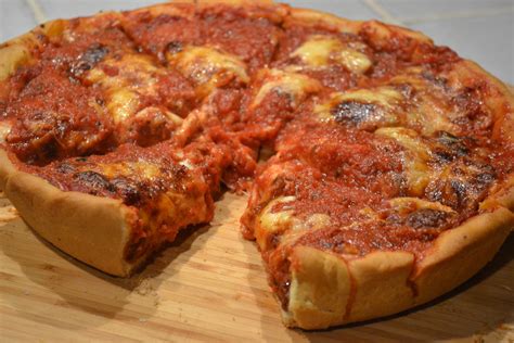 Authentic Chicago Deep Dish Pizza Cooked In A Cast Iron Skillet — Moose