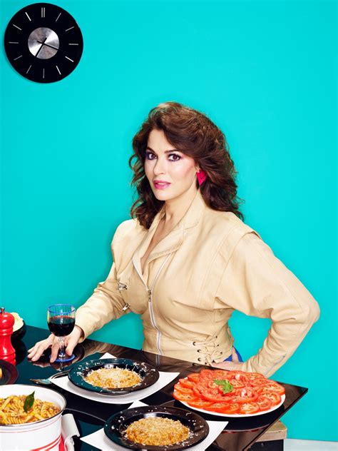 Nigella Lawson I Eat Therefore I Am In Pictures Life And Style