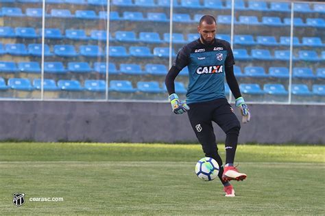 50 Vezes Everson Goleiro Chega à Marca Contra O Fla E Sonha Com Gol De Falta No Maraca Ceará Ge