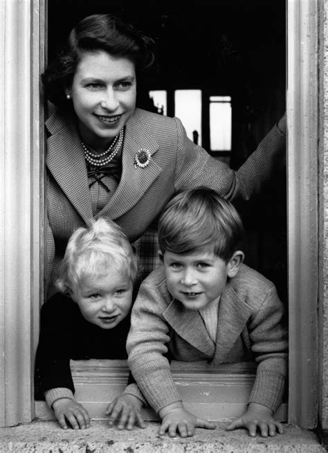 Vintage Photos Of Queen Elizabeth Playing With Her Children Oversixty