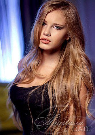 Russian Model Ilona From Kiev Yo Hair Color Blond Long Hair