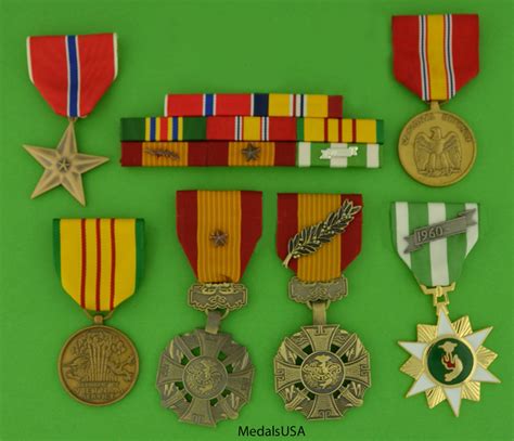 Marine Corps Vietnam War 6 Medals Mounted 8 Ribbon Bar Usmc Ebay