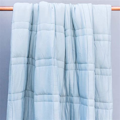 Best Weighted Cooling Blankets Reviews 2022 - The Sleep Judge