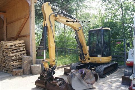 The 305e cr features the following: CAT 305 CR 2003 Mini/Kompact-digger Construction Equipment ...
