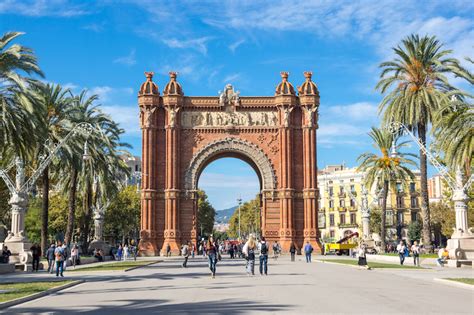 Check out the 10 wine bars in barcelona. 25 Top Tourist Attractions in Barcelona (with Map & Photos ...