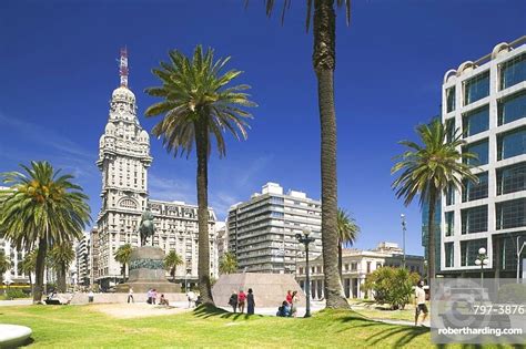 Uruguay Montevideo Plaza Independencia Stock Photo