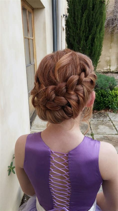 This wedding hairstyles for medium hair will give you healthy inspiration to glam your look. Thick all one length,shoulder length, braided bridesmaid ...