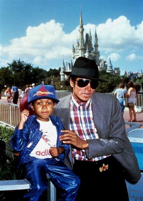 Michael With Emmanuel Lewis Michael Jackson Photo 14328095 Fanpop