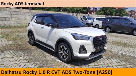 Daihatsu Rocky 1 0 R ADS Two Tone A250 Review Indonesia YouTube