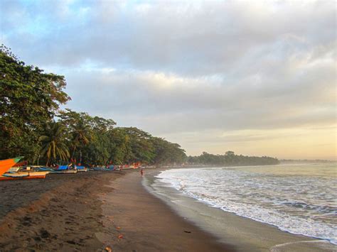 Pantai batu karas, ciamis : 4 Fakta Mengenai Keindahan Alam yang Ada di Pantai Batu Karas!