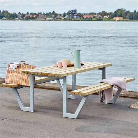 Die picknicktisch ist eine gute sache, es ist in der regel faltbar und leicht zu tragen. Picknicktisch mit Bänken WEGA, Holz & Metall