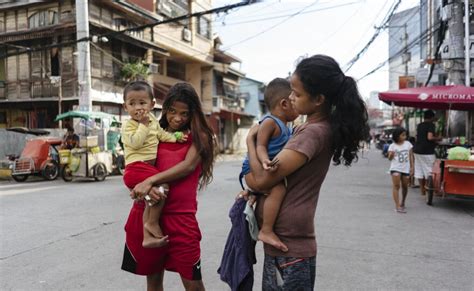 Photos Why The Philippines Has So Many Teen Moms Wksu