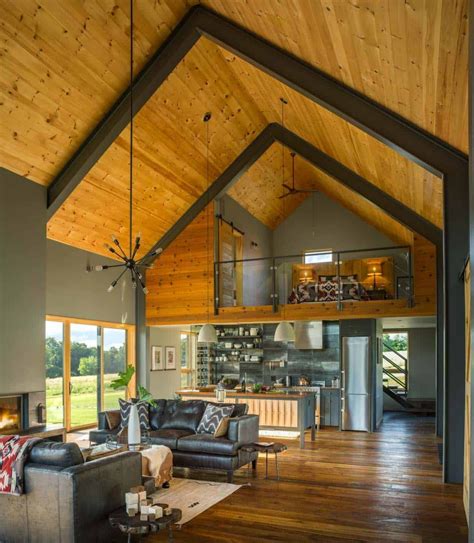 Amazing Small And Cozy Modern Style Barn House Getaway In Vermont Barn House Interior Tiny