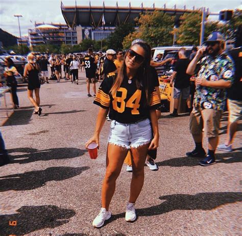Pin By Jesus Gomez On Steelers Girls Pittsburgh Steelers Cheerleaders