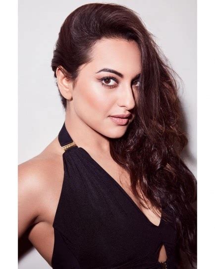 Sonakshi Sinha Is Jaw Droppingly Hot In Backless Gown For Photoshoot See Pics Indiatoday
