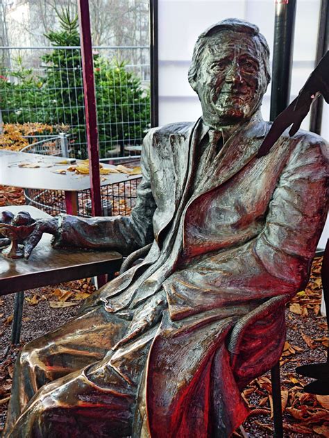 Kaum ein schauspieler hat münchen so verkörpert wie helmut fischer in seiner legendären rolle als leichtlebiger, charmanter vorstadtcasanova monaco franze. Konkurrenz für Monaco Franze
