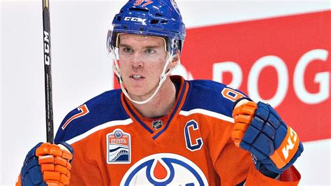 Feel like getting a quick sweat in? LNH : Connor McDavid, Auston Matthews et Roberto Luongo ...