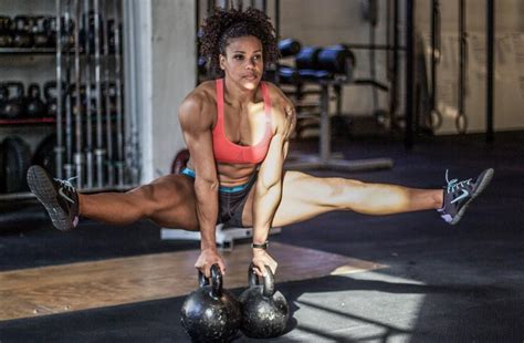 top female bodybuilders and powerlifters you need to follow on instagram
