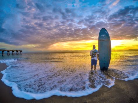 Surfing in Indian River County