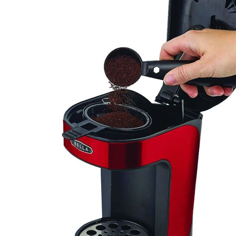 The machine comes with a coffee scoop and set of filters, plus it gets praise from reviewers for its sleek design and consistent performance. Bella One Scoop One Cup Coffee Maker, Red Offer ...