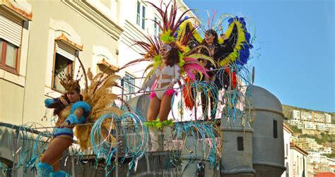 Sesimbra Travel Guide To A Fishing Village With Paradise Beaches