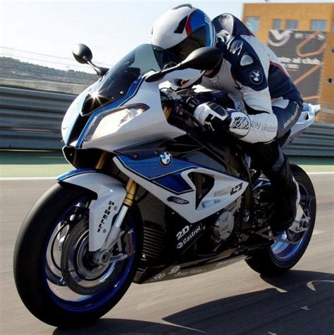 Bmw's profilation of this bike. BMW S 1000 RR HP4 - Modellnews