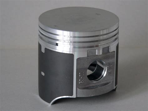Piston is a disc or cylindrical part tightly fitting and moving inside a cylinder, either to compress or move fluids collected in a cylinder. Aluminium pistons of the highest quality | ALMET-PISTONS.COM