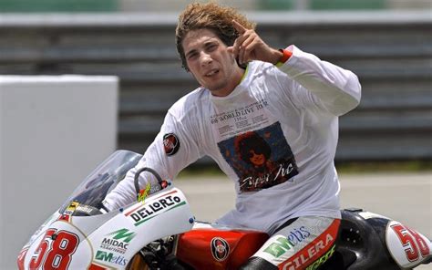 Marco Simoncelli Il Papà Paolo Sono Arrabbiato Con Dio Lho Detto