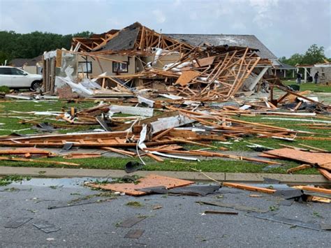 Tornadoes Bring Death Destruction In Southern Us