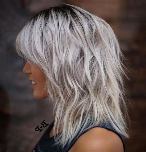 2023 Popular Silver Shag Haircuts With Feathered Layers