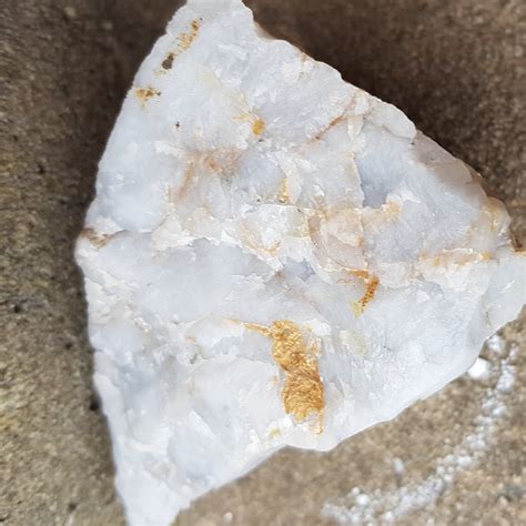 This Gold I Found In A Quartz Rock Rmildlyinteresting