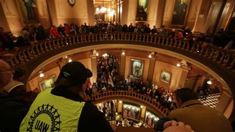 Michigan House Passes Bills To Repeal Right To Work