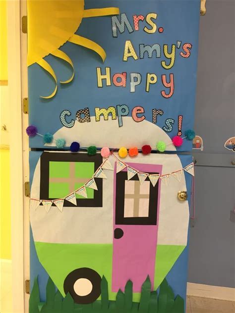 Find inspiration in the season itself: 40+ Summer Bulletin Board decor & Classroom door decor ...
