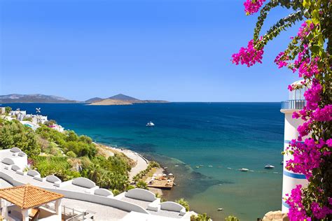 Bodrum is a district and a port city in muğla province, in the southwestern aegean region of turkey. Bodrum Is Back: Why Turkey Should Be Your Next Holiday ...