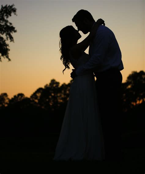 Gorgeous wedding photo at sunset. Wedding photography | silhouette photo | bride and groom ...