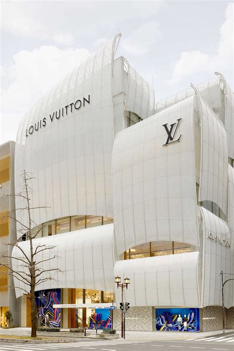 Louis Vuitton Celebrates Unique Ties With Japan With Opening Of New