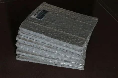 Silver Bubble Wrap Insulation Material For Industry Thickness 8 Mm
