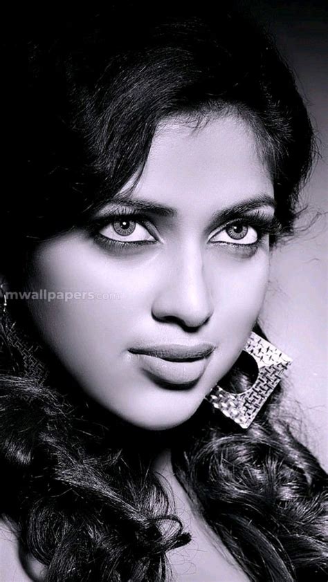 pin by sanjiv joshi on marthi pretty face beautiful indian actress bollywood fashion saree