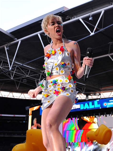 Miley Cyrus Performing At Capital Summertime Ball In London Gotceleb