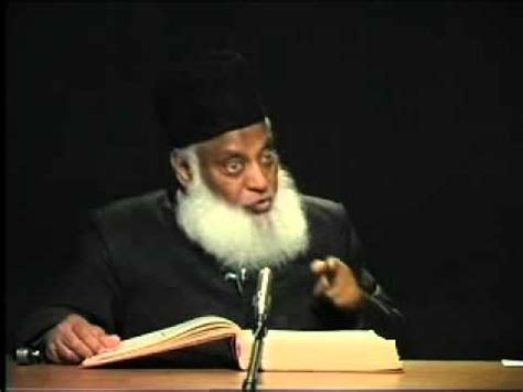 Daftar terbuka surah dengan ikon menu (kiri atas) untuk melompat surah lain untuk. 15/26- Tafseer Surah An-Nisa (Ayat 77 to 84) By Dr. Israr ...