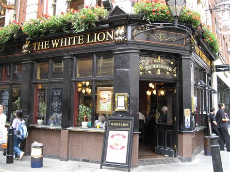 The old ferry boat inn claims that it is england's oldest inn. Modern Changes To The Classic British Pubs | The Local Brand®