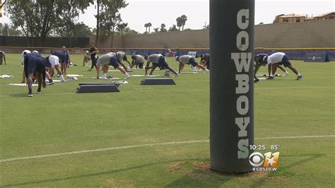 Teenage wrestling champion caanan bower stopped the alleged kidnapping of children by daniel beltran in arizona. Cowboys Take Yoga Class During Training Camp - YouTube