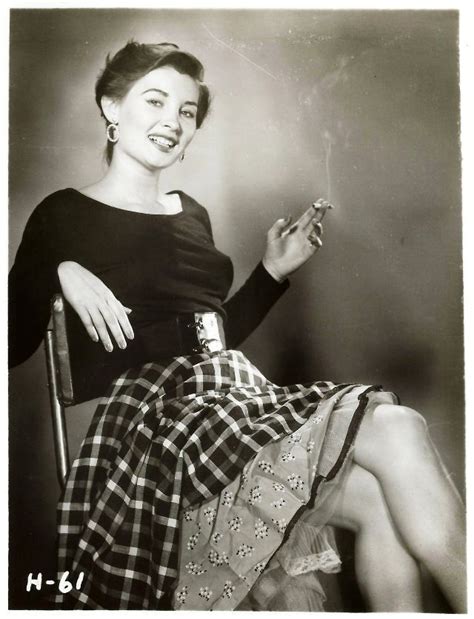 50 Cool Snaps Show How To Smoke Like The 1950s Ladies ~ Vintage