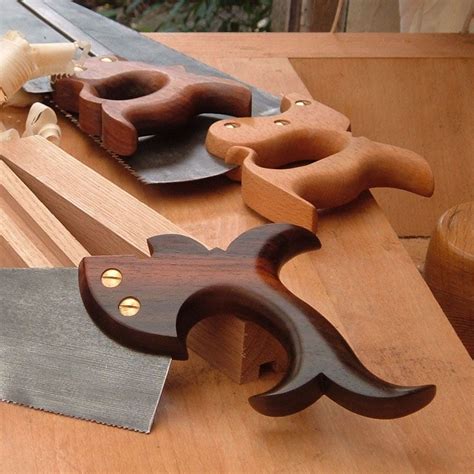 How To Make Custom Saw Handles Lee Valley Tools Woodworking Diy Ts