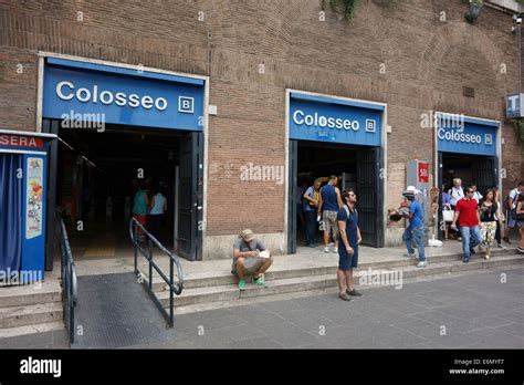 Colosseo Metro Station Rome Italy Stock Photo Alamy