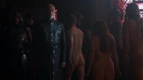 Omg He S Naked Will Tudor Bares All On Game Of Thrones Omg