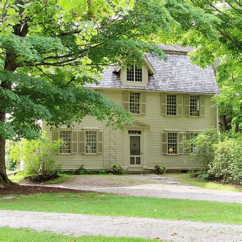 The Old Manse 1770 In Concord Massachusetts Is A Literary And History