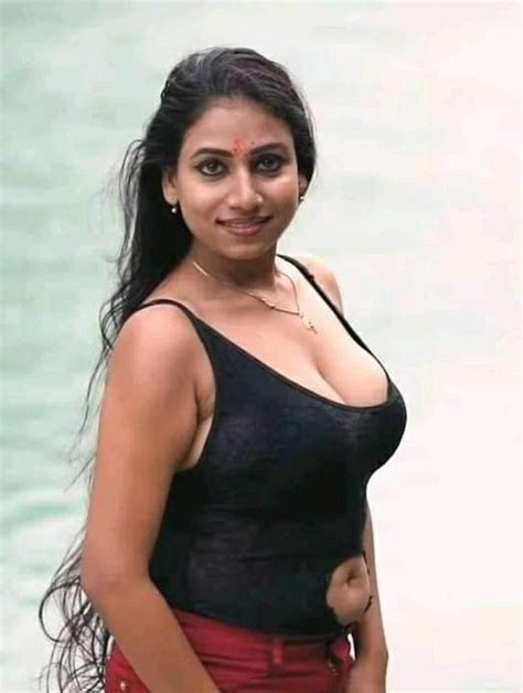 Sexy Busty Indian Girl Playing Pic Telegraph