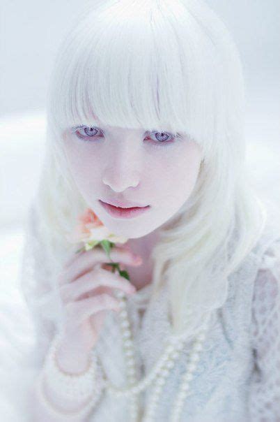 Albino Blind ~ Wallpaper Andri